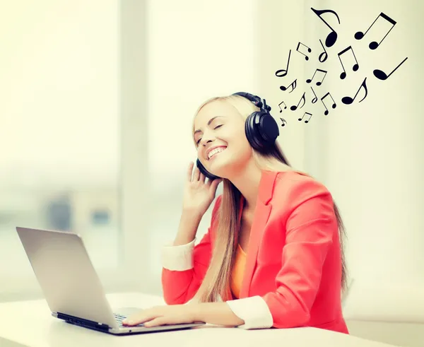 Listen the Stress Away - Music to Reduce Stress in Your Life